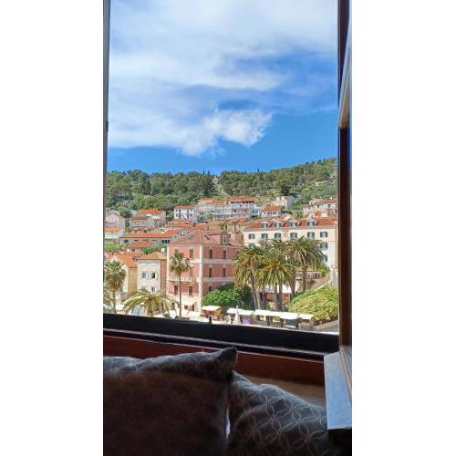 Apartment Lilly with Amazing City View