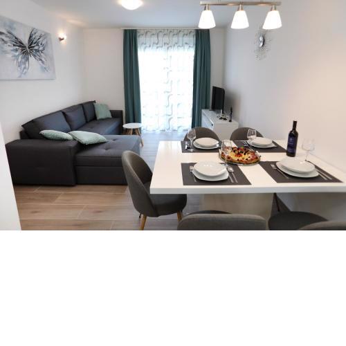 Apartment Little Marijeta