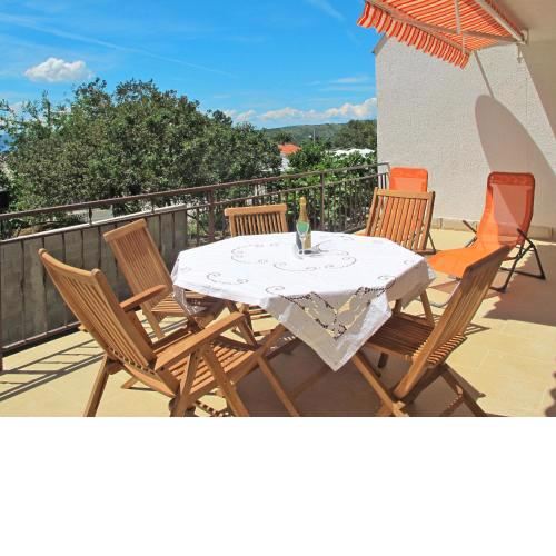 Apartment Luka by Interhome