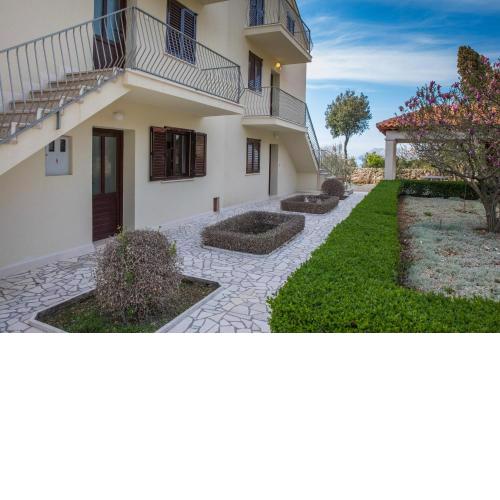 Apartment Macan