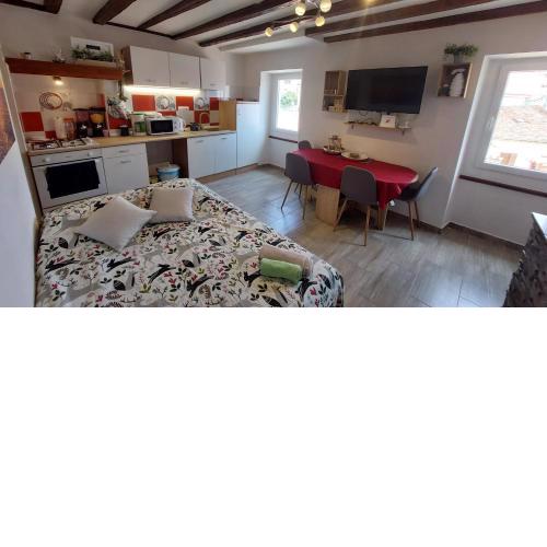 Apartment Many