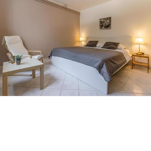 Apartment Mar