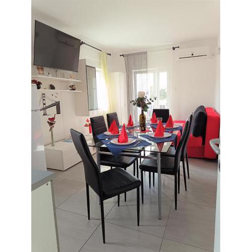 Apartment Mario, Novalja