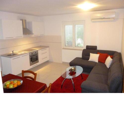 Apartment Mate