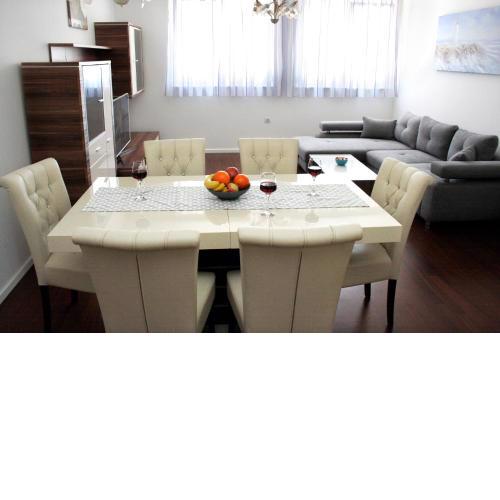 Apartment MEL II