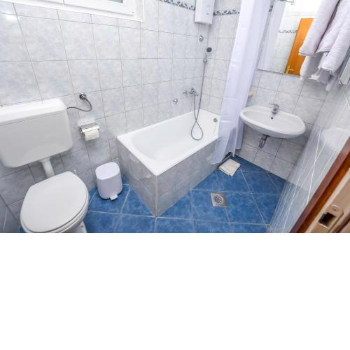 Apartment Mira