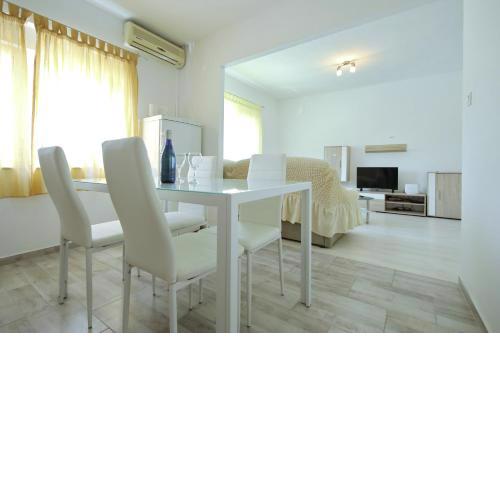 Apartment Mirela