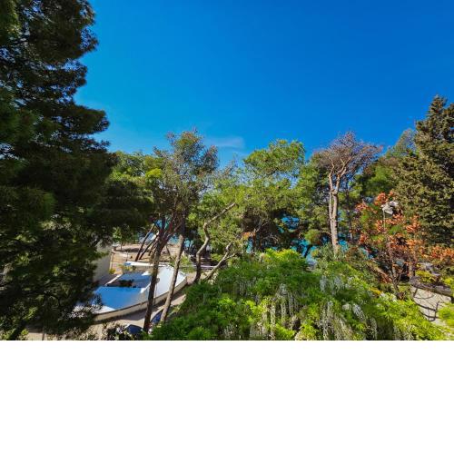 Apartment Mirna, 2-bedroom Apartment, Overlooking the Beach