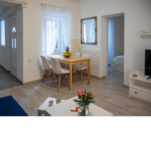 Apartment Montona
