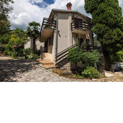 Apartment Nada Medveja