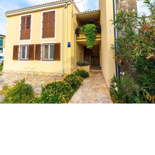 Apartment Nadica