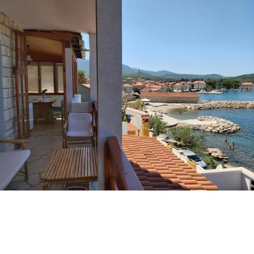 Apartment Next to the sea