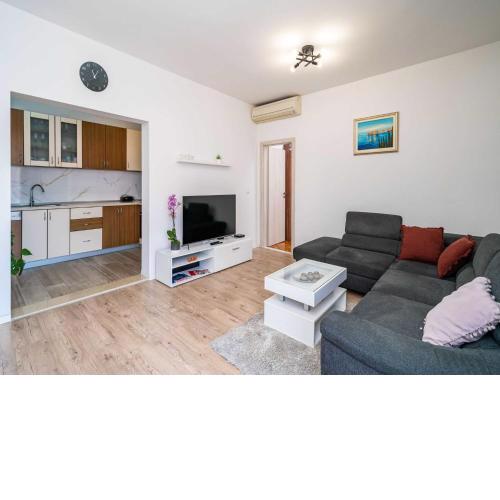 Apartment N&I - One Bedroom with Terrace
