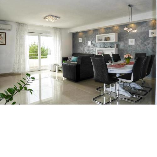 Apartment Nike