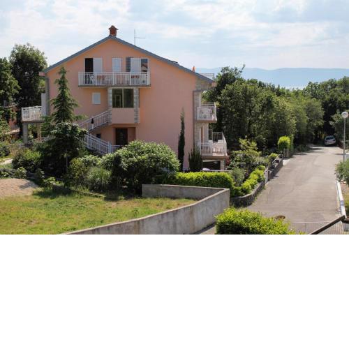 Apartment Njivice 5398a