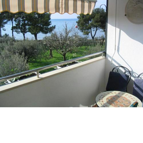 Apartment Oliva with sea view