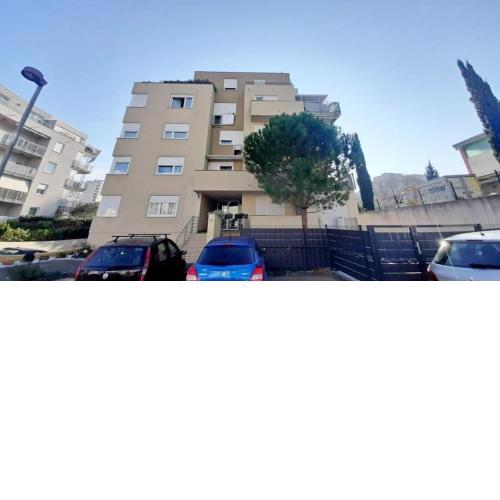 Apartment Only love