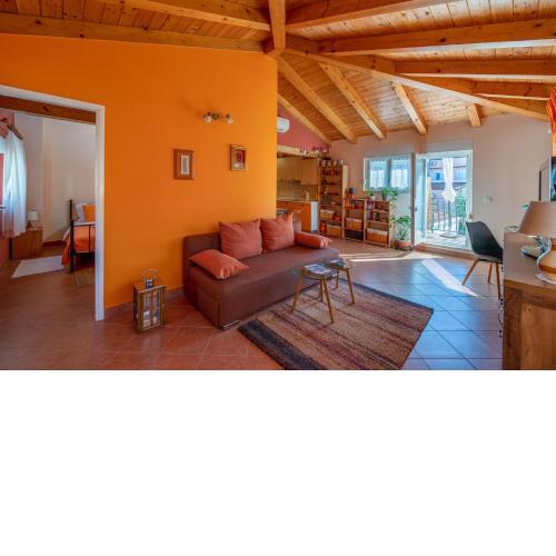 Apartment Orange 29