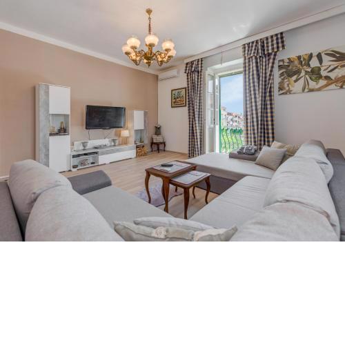 Apartment Pape