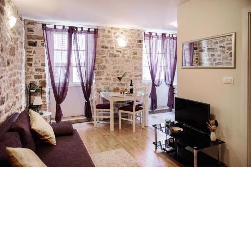 Apartment Peristil Cardo