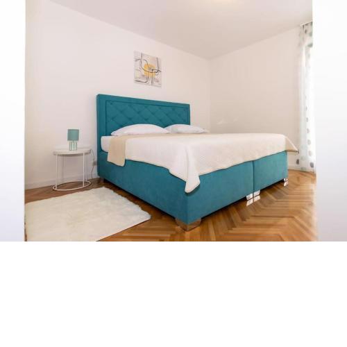 Apartment PERLA - 2 Bedroom Ap With Stunning View