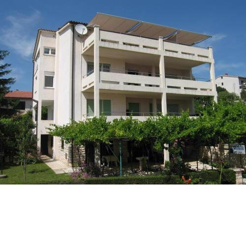 Apartment Petrinic V