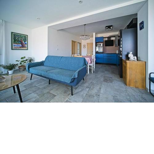 Apartment Postira