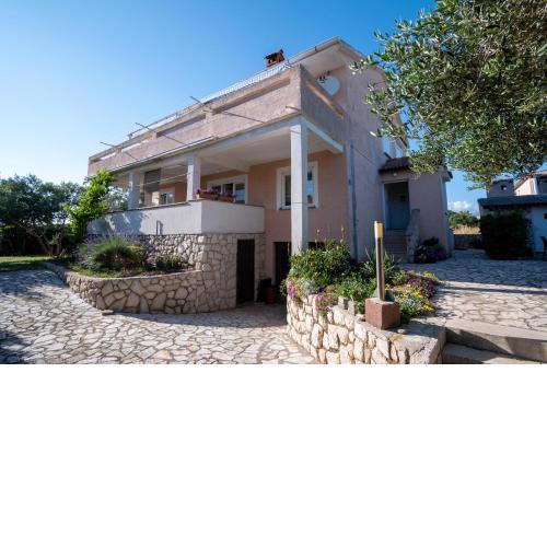Apartment Povljana 6298b