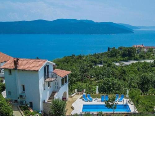 Apartment Rea with Pool