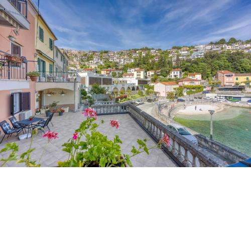 Apartment Riva 1001