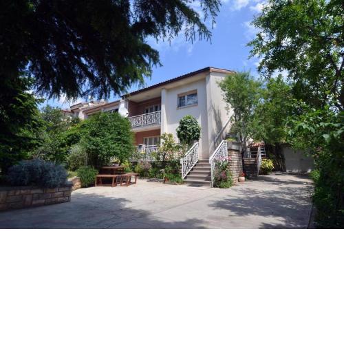 Apartment Rojnic - 3 bedrooms apartment