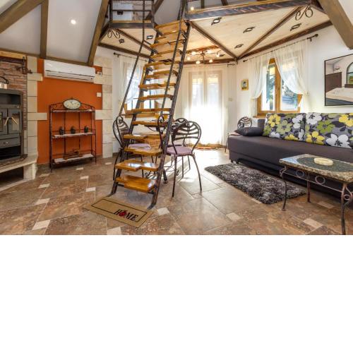 Apartment Romansa