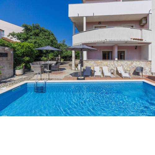 Apartment Romantika-2 by Interhome