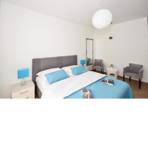 Apartment & Room Ladisic