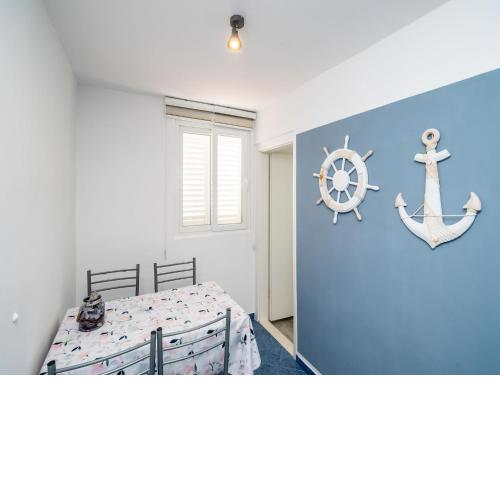 Apartment & Rooms Alan - Double Room with Shared Bathroom 1
