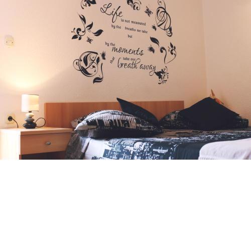 Apartment & Rooms Marigold