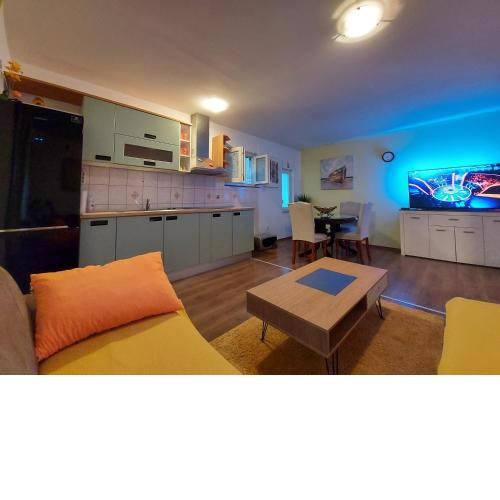 Apartment Ruzmarin