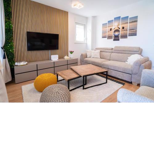 Apartment S5 by Belmont Realty