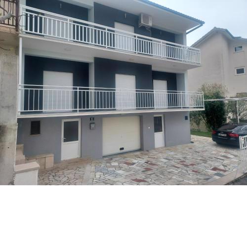 Apartment Sano