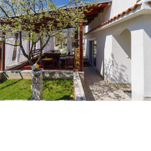 Apartment Sarar Crikvenica