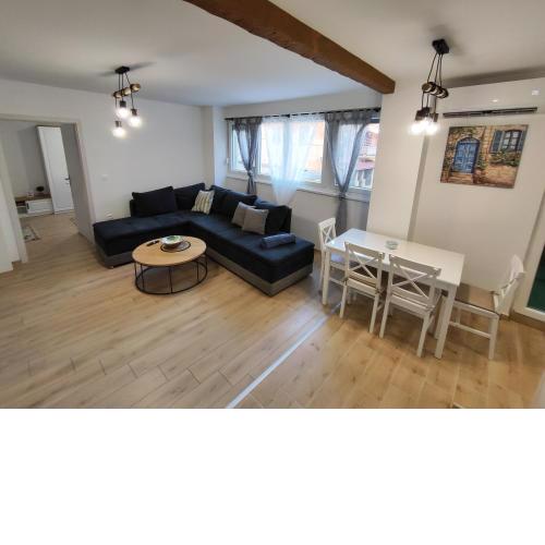 Apartment Seafront Luna Zadar