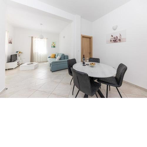 Apartment Sergio