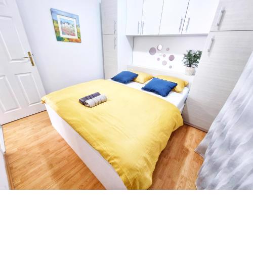Apartment Sever