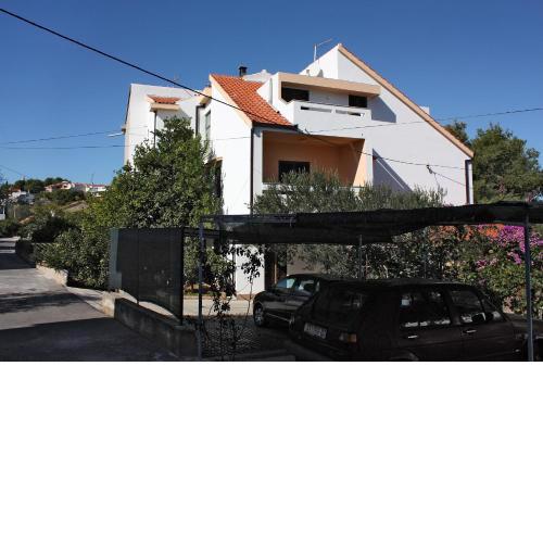 Apartment Slatine 1099b