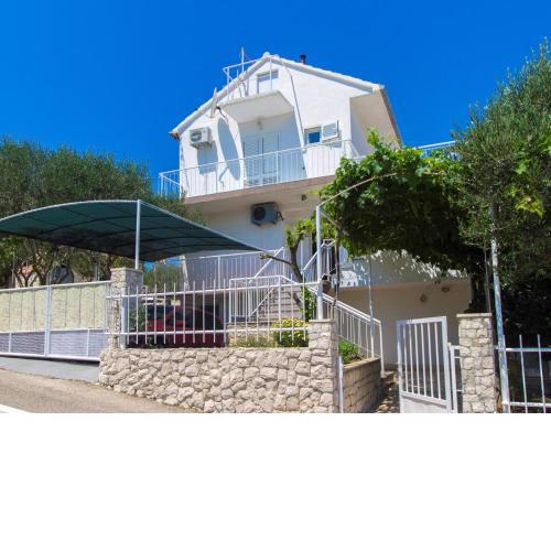 Apartment Slatine 5