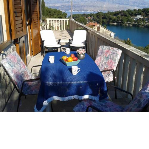 Apartment Splitska