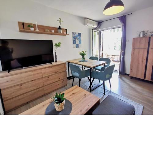 Apartment Summer escape Rovinj with free street parking