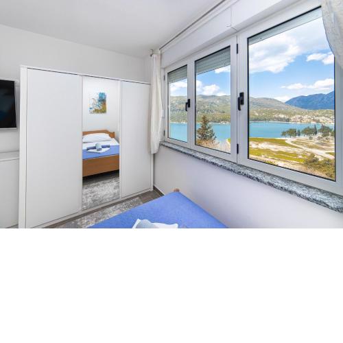 Apartment Sunrise Ploče