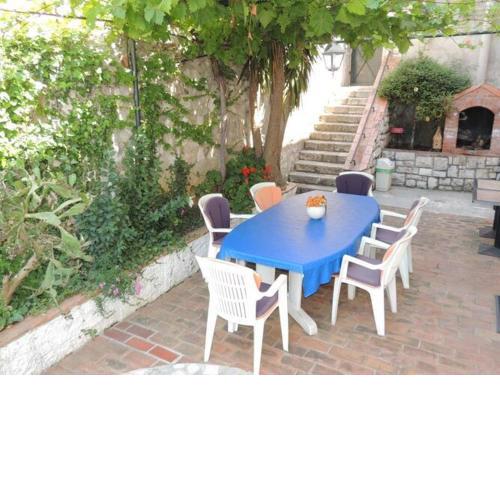 Apartment Sunshine - Two Bedroom Apartment with Sea View