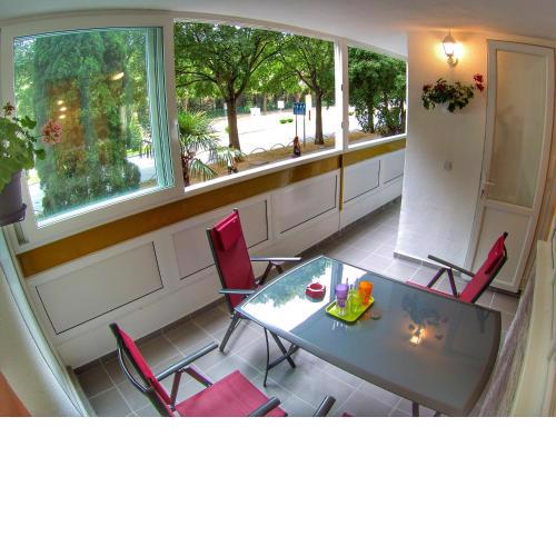 Apartment Suzana 2BR Split with balcony